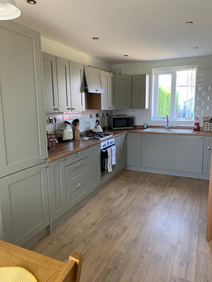 Two Bedroom House With Enclosed Gardens And 2 Car Drive *